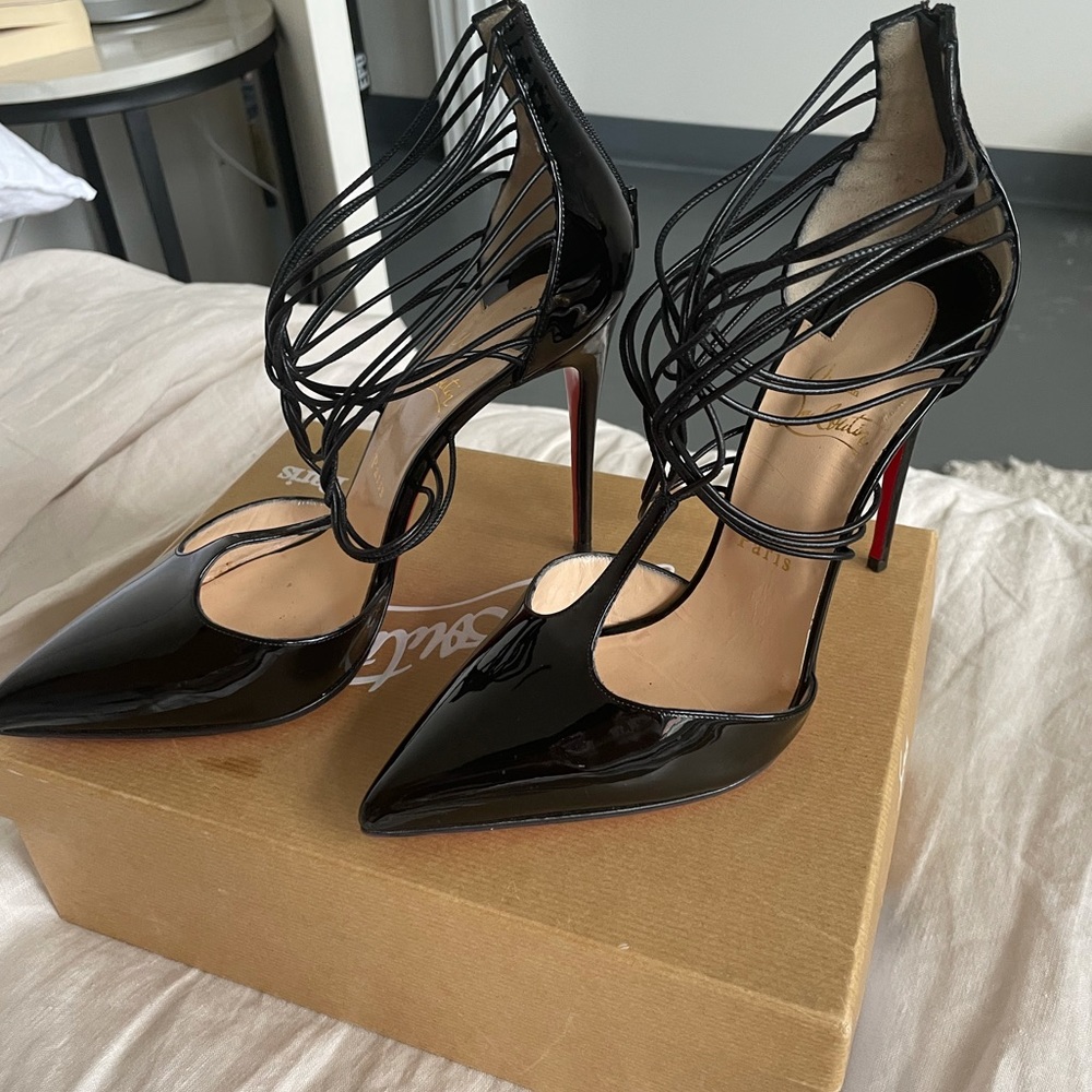 Christian Louboutin Confusia Size 41